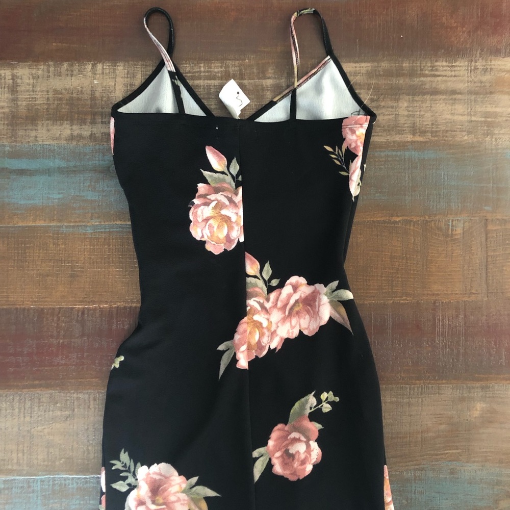 Black w/floral faux wrap dress NWT - Picture 8 of 10